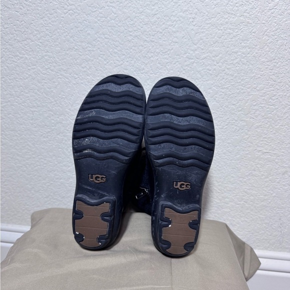 UGG Women's/Girls Hapsburg Laces & Zipper Black Leather Boots - Size 5.5 - Picture 6 of 10